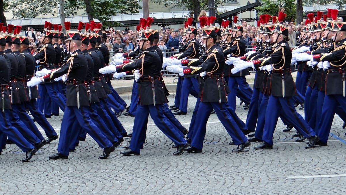 «Accepter de perdre nos enfants» : pourquoi les propos du chef de l’armée ont déclenché une polémique ? - «Accept losing our youth» : Why the French army chief’s remarks sparked a controversy? (Level C1-C2)