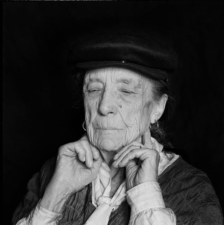 Louise Bourgeois (1911–2010) : une artiste entre Paris et New York