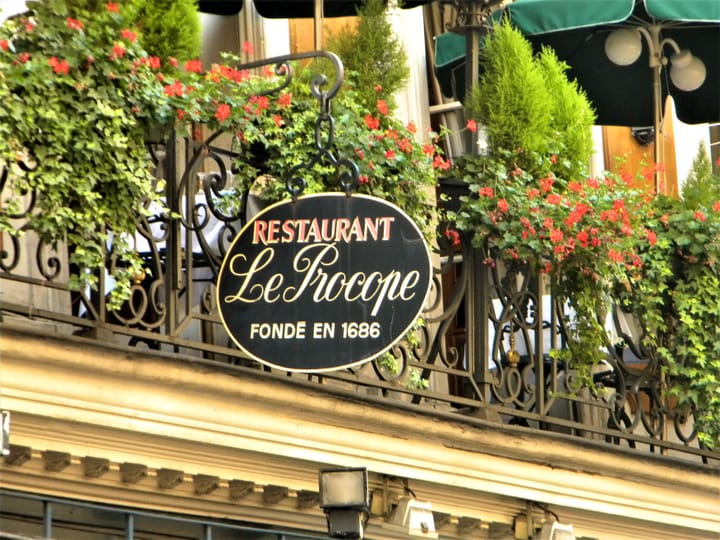 CONVERSATION PRACTICE : Au Restaurant!